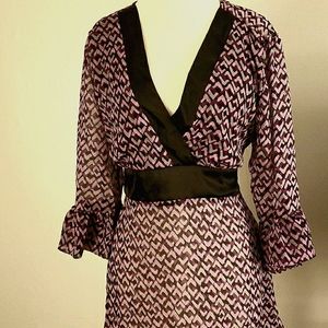 V  neck purple/gray sheer top